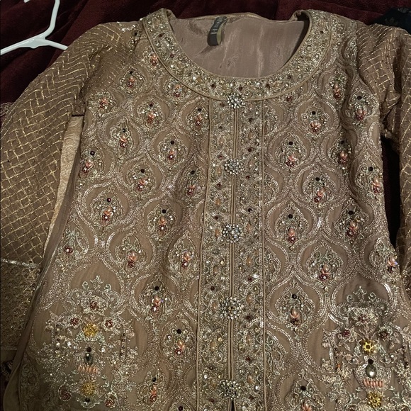 Pakistani Outfit. - Picture 1 of 4
